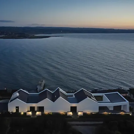 Cliff Beach House Hébergement de vacances