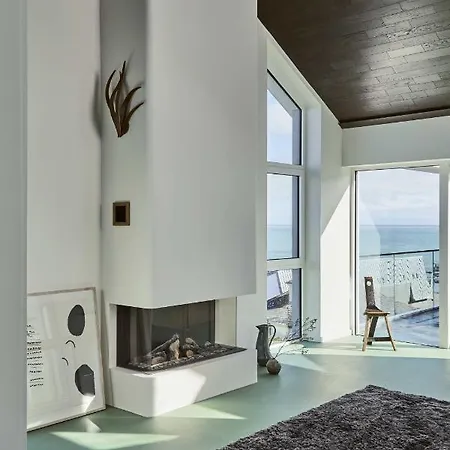 Cliff Beach House